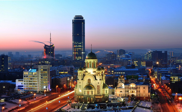 панорама Екатеринбурга с высоткой
